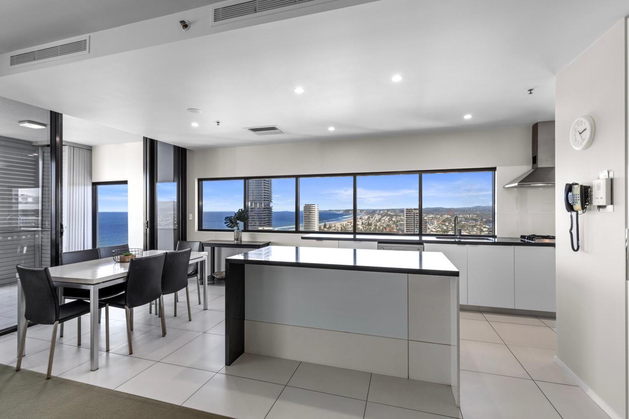 Ultra Broadbeach Gold Coast Exterior foto