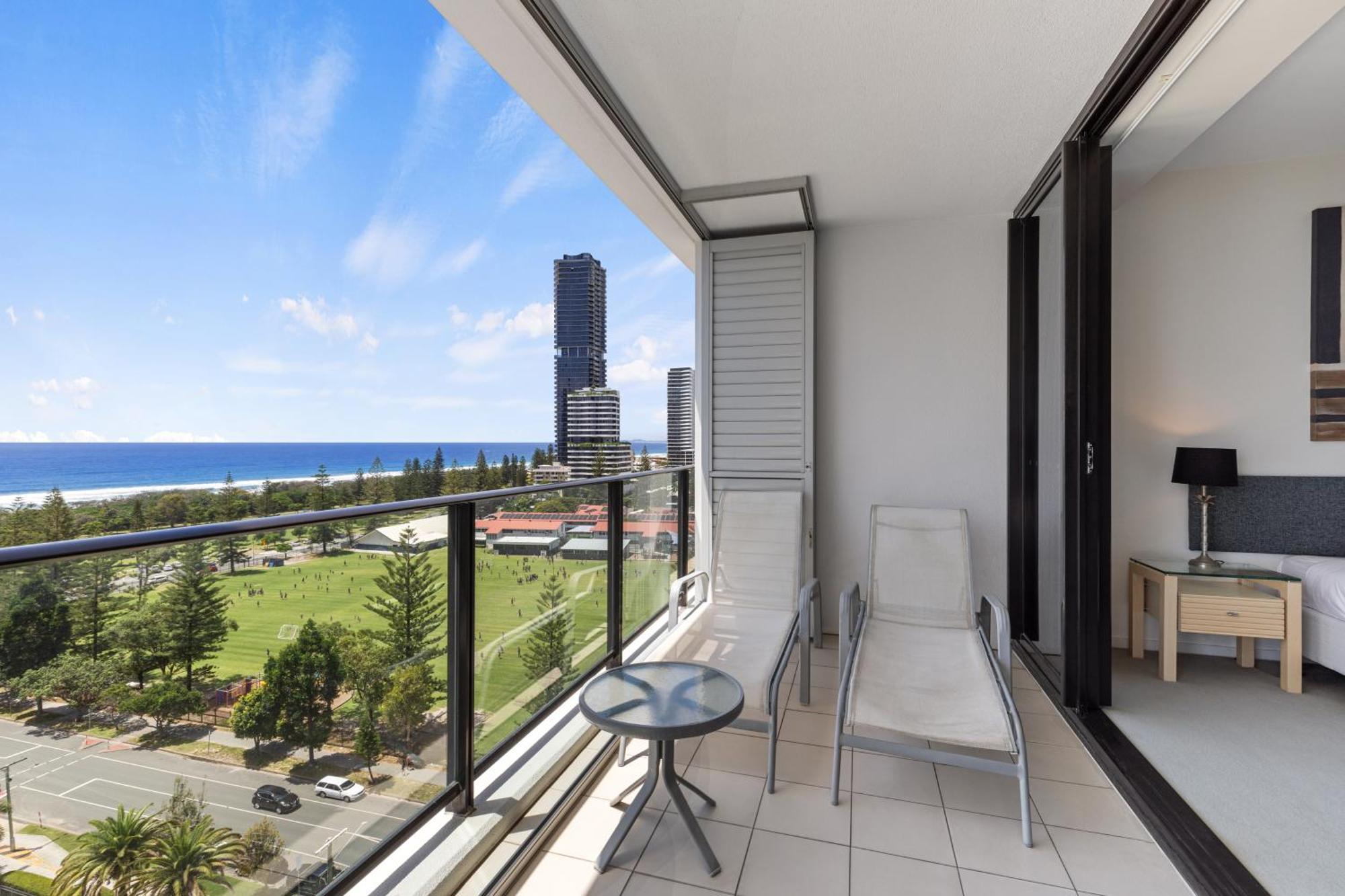 Ultra Broadbeach Gold Coast Exterior foto
